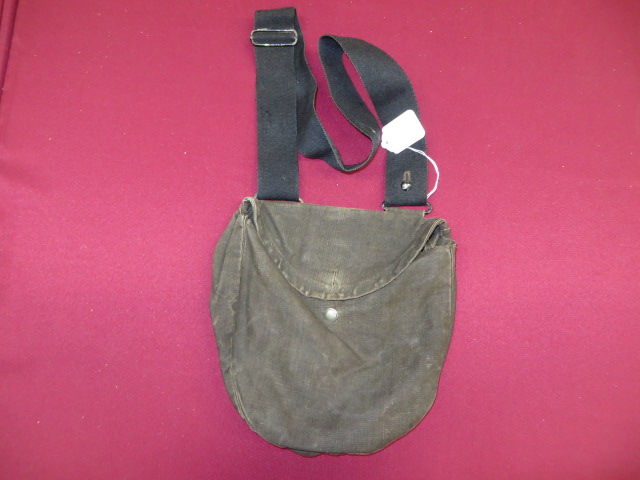 Scarce Slade Wallace Pattern Rifles Haversack blackened heavy line half oval pack with envelope