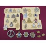 Selection of Post 1953 Canadian Cap Badges including QC chrome and gilt Foresters ... QC gilt