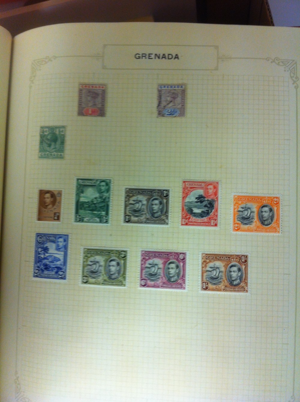 STAMPS : Mixed world collection in box. - Image 2 of 3
