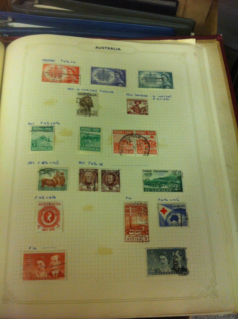 Collection of Art on stamps in 8 albums, - Image 2 of 2