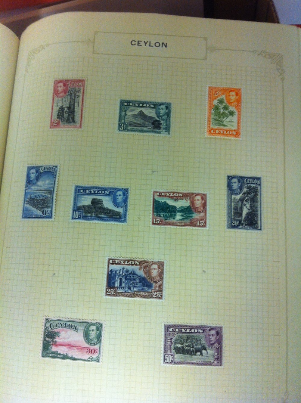 STAMPS : Mixed world collection in box. - Image 3 of 3