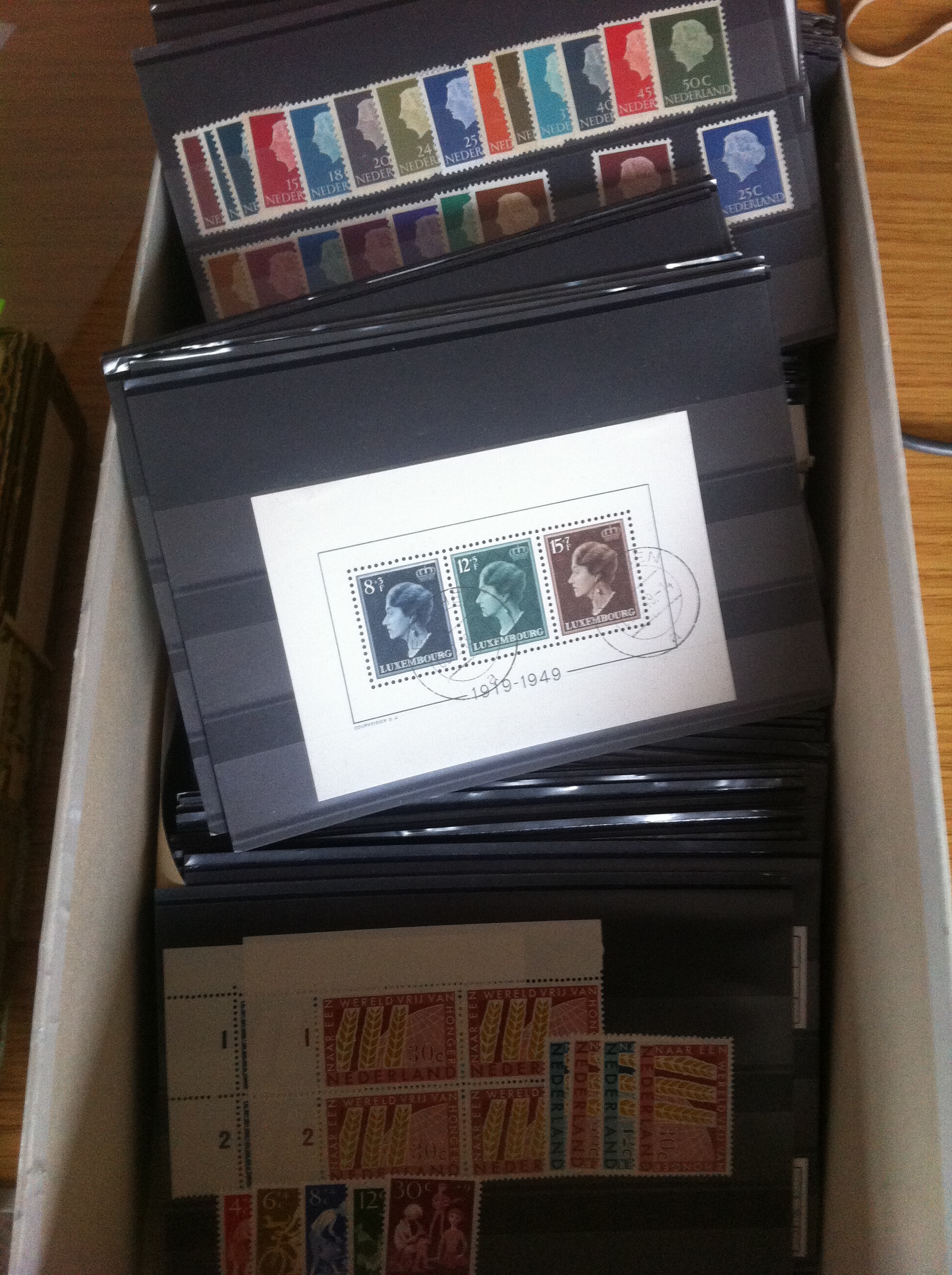 STAMPS : EUROPE, various in albums, stock books & stock cards etc. Many better stamps with a huge - Image 20 of 21