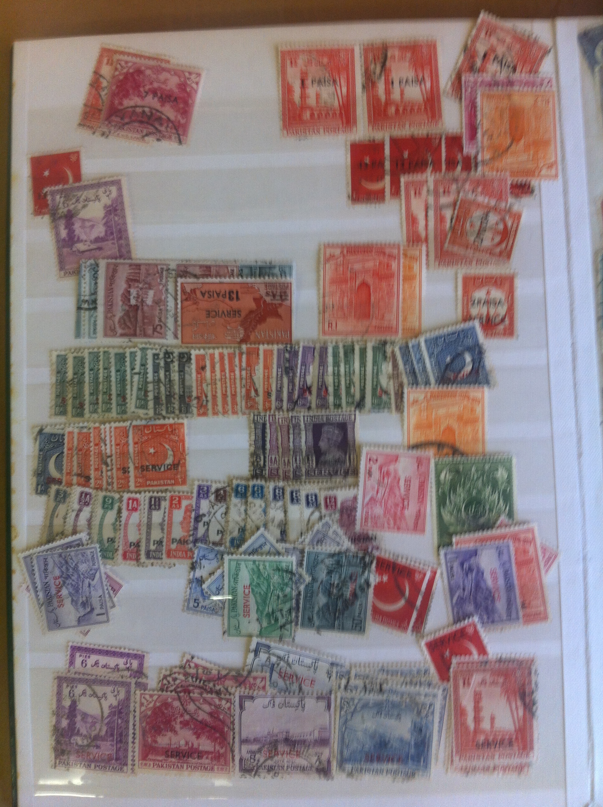 STAMPS : All World accumulation in box. Albums and stock-books. - Image 4 of 10