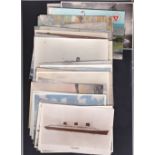 POST CARDS : Small collection of maritime postcards including P&O, Cunard Queen Mary,