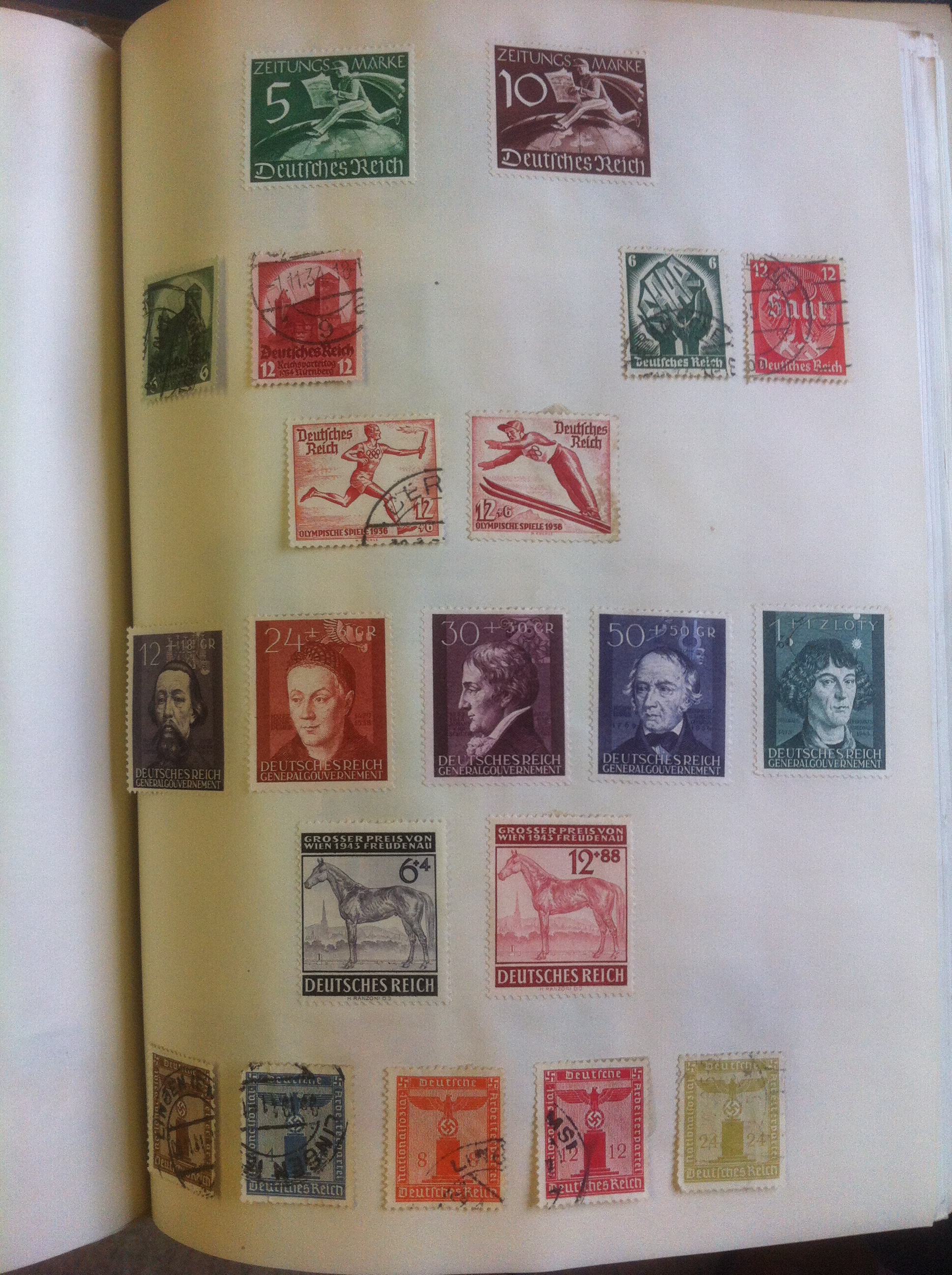 STAMPS : Small world collection in 4 albums, includes a 1911 aerial post first flight card, - Image 9 of 16