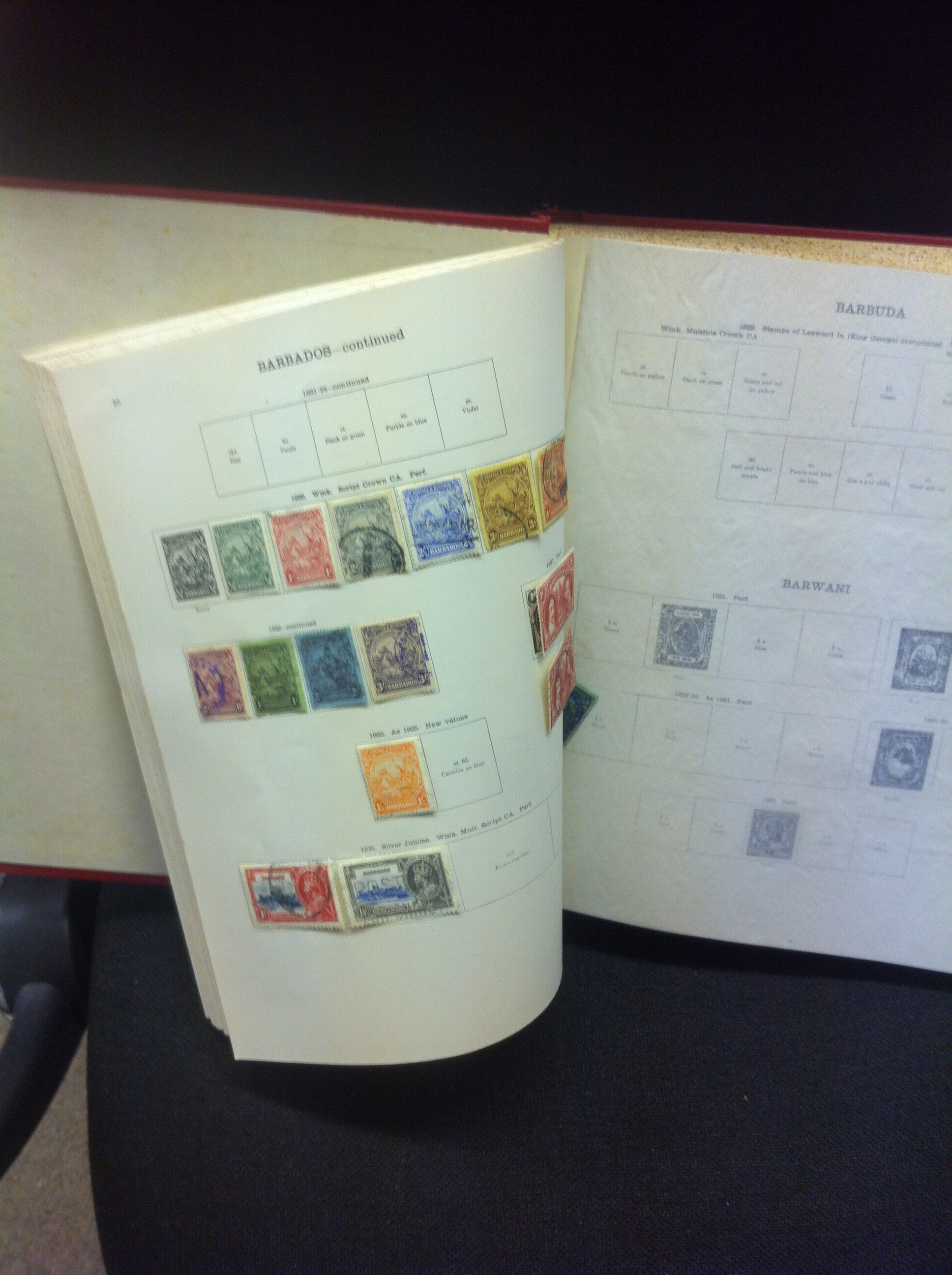 STAMP ALBUM : New Ideal album in original box & in superb condition with a splattering of stamps. - Image 2 of 2