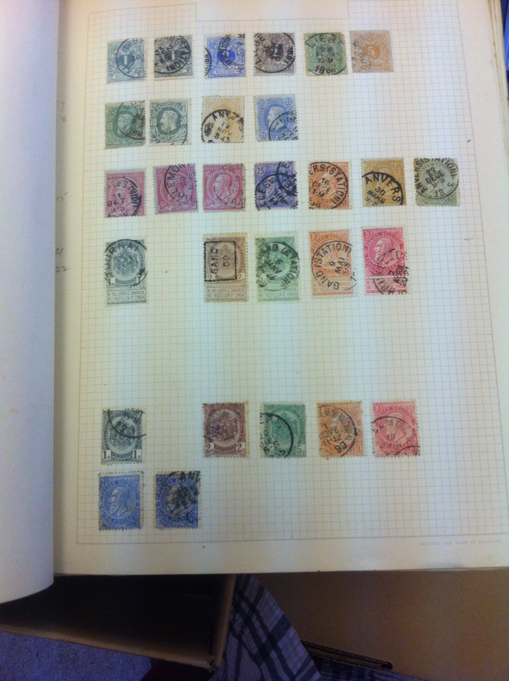 STAMPS :Three all world albums plus album pages, a pretty good mix of stamps including some sets, - Image 3 of 9