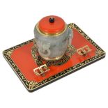 A GOLD, ENAMEL AND JADE INKSTAND, PROBABLY FRENCH, CIRCA 1925, RETAILED BY BLACK, STARR & FROST, NEW