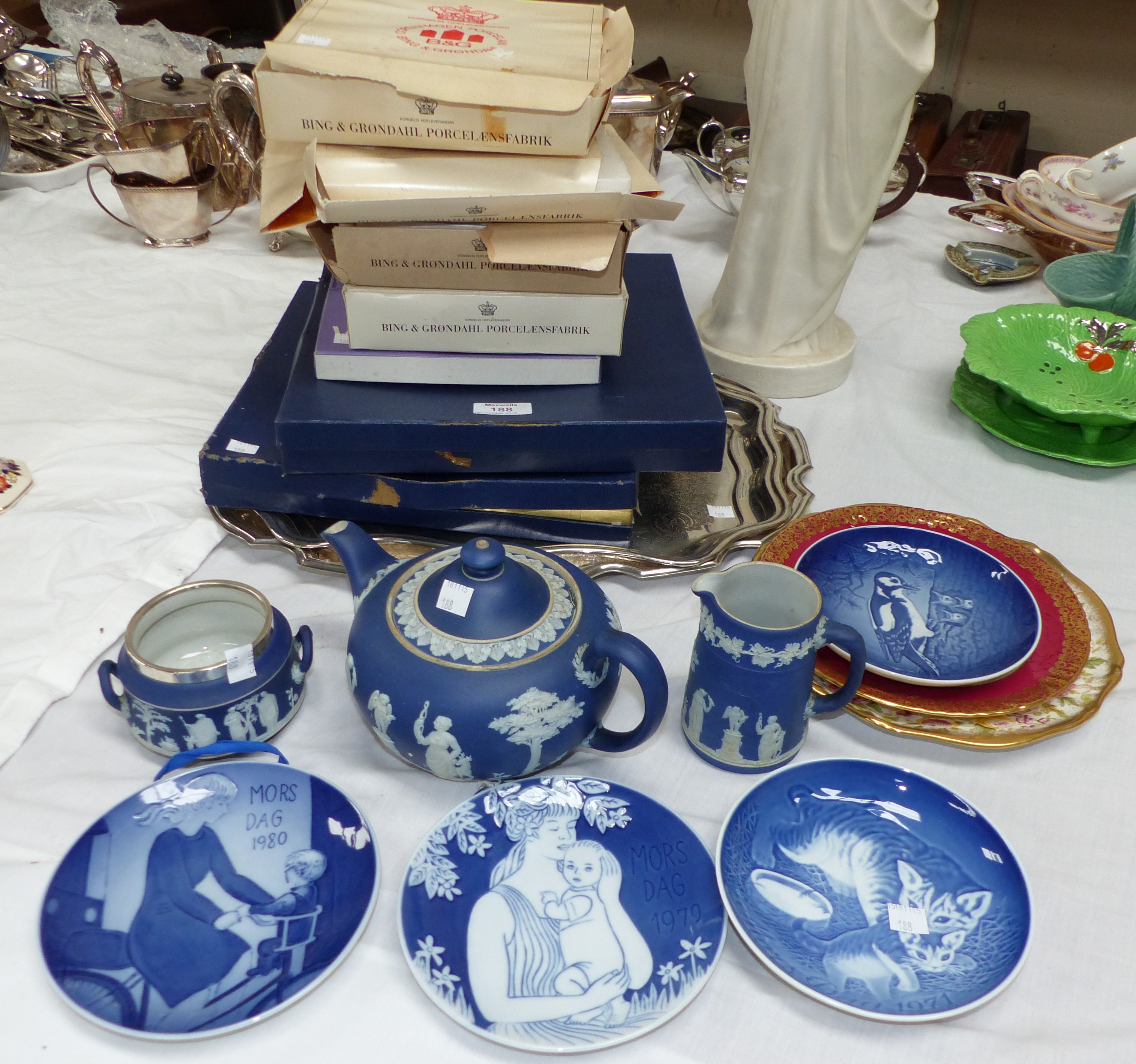 Two Coalport collectors' plates; 8 B & G Copenhagen collectors' plates; a Wedgwood blue Jasperware