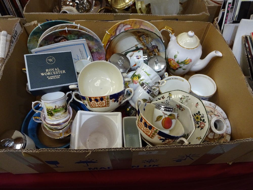Royal Worcester egg coddlers, cabinet plates, cups and saucers etc.