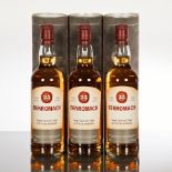 BENROMACH 25 YEAR OLD (3) 
Single Speyside malt Scotch whisky. 70cl, 43% volume. In tube. 
3 bottles