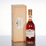 TOKAJI SZAMORODNI 1957
Produced & bottled by Crown Estates of Hungary. 50cl, 15% volume, in wooden