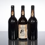 WARRE'S VINTAGE 1975 PORT (3)
Full bottle size, no capacity or strength stated.
3 bottles
 CONDITION