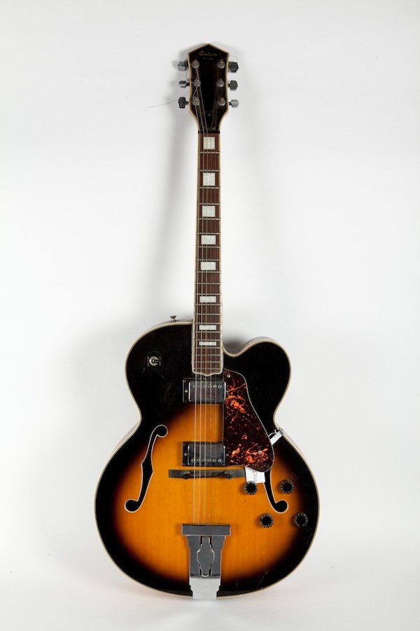 ANTORIA 'JAZZSTAR' SEMI-ACOUSTIC GUITAR