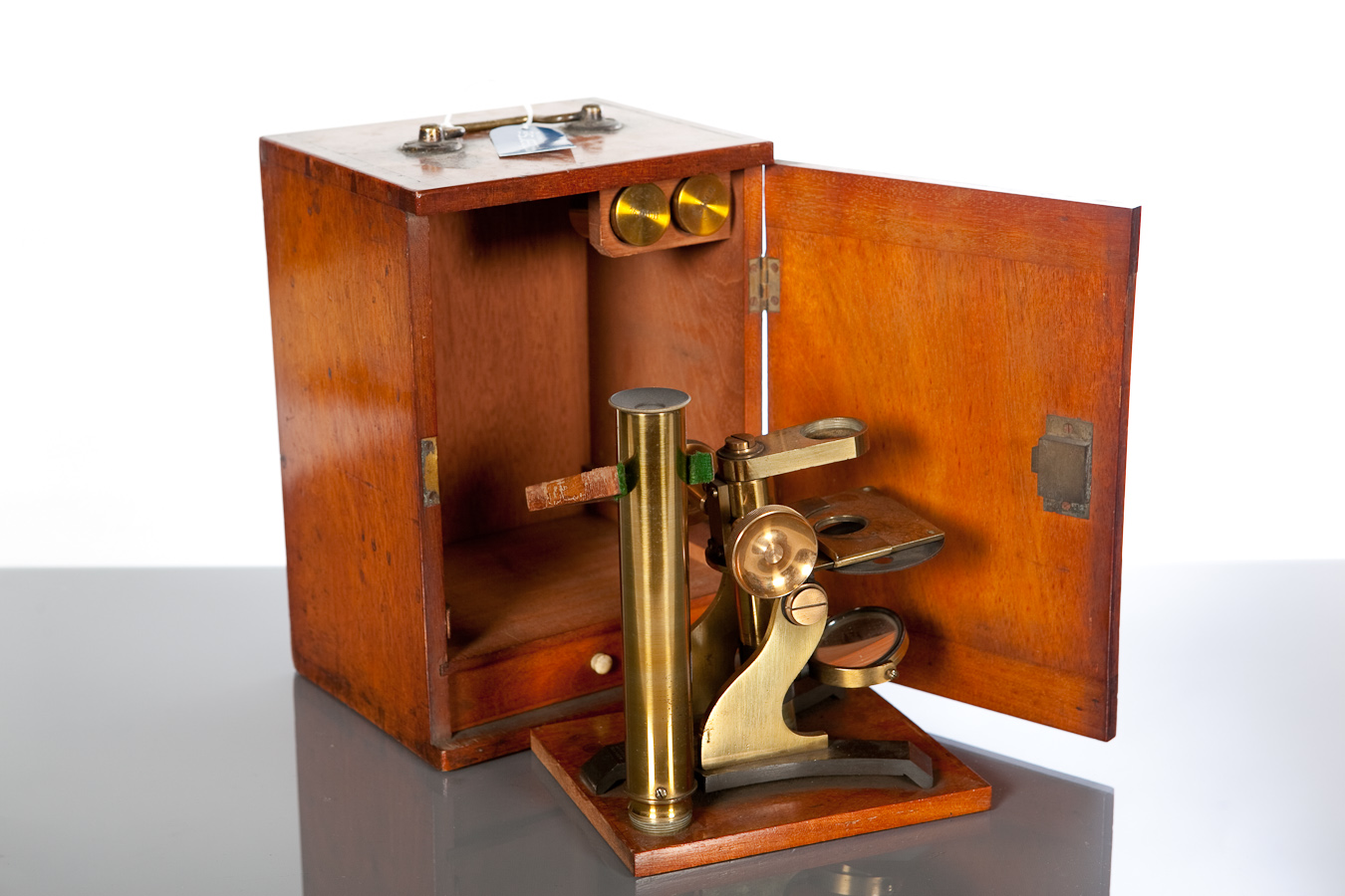 EARLY 20TH CENTURY BRASS MICROSCOPE