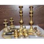 SELECTION OF MIXED BRASSWARE