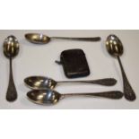 FOUR SILVER TEA SPOONS 
together with one other silver tea spoon and a silver vest case