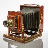 VICTORIAN BRASS MOUNTED MAHOGANY PLATE CAMERA
21cm high,