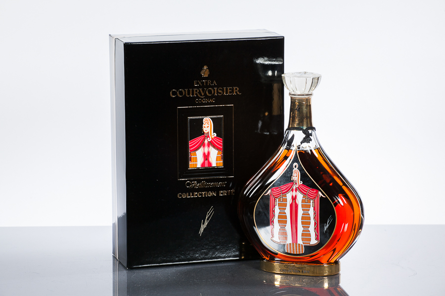 COURVOIIER COCNAC VIEILLISSEMENT COLLECTION ERTE Cognac, France. Serial No e 4202. 75cl, 40% volume,