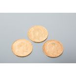 GROUP OF THREE EDWARD VII GOLD SOVEREIGNS dated 1902,