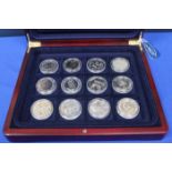 MIXED COLLECTION OF ROYAL MINT SILVER PROOF COIN
in fitted case,