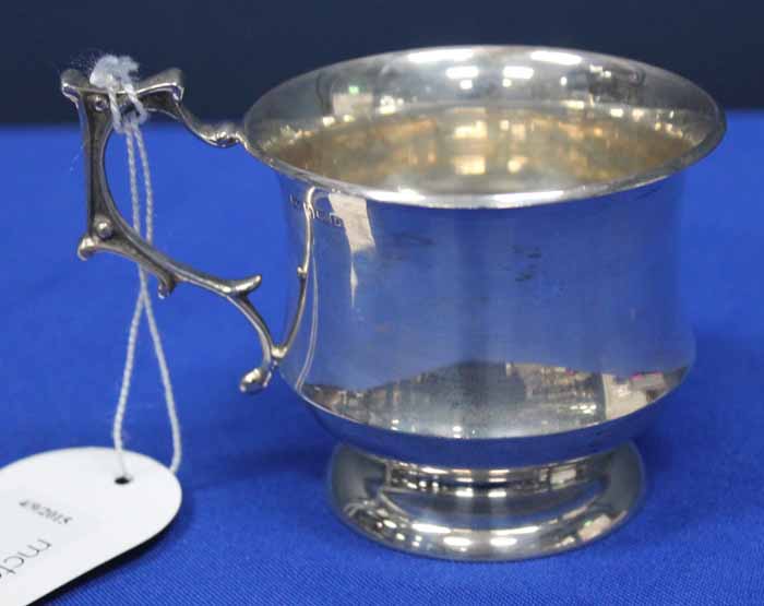 SILVER GEORGE V CHRISTENING CUP
maker 'J&C', Birmingham 1928, approximately 84g in total, 6.