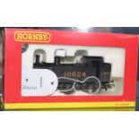 BOXED HORNBY 00 GAUGE LOCOMOTIVE