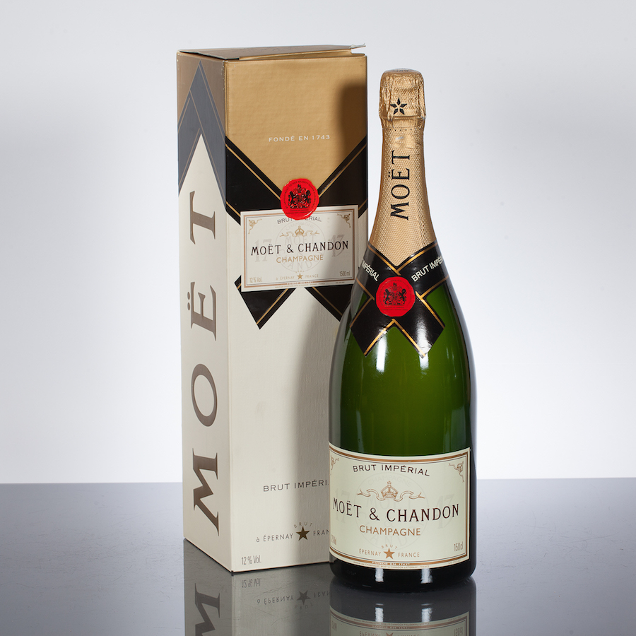 MOET & CHANDON BRUT IMPERIAL
Champagne. 150cl, 12% volume, in presentation box.