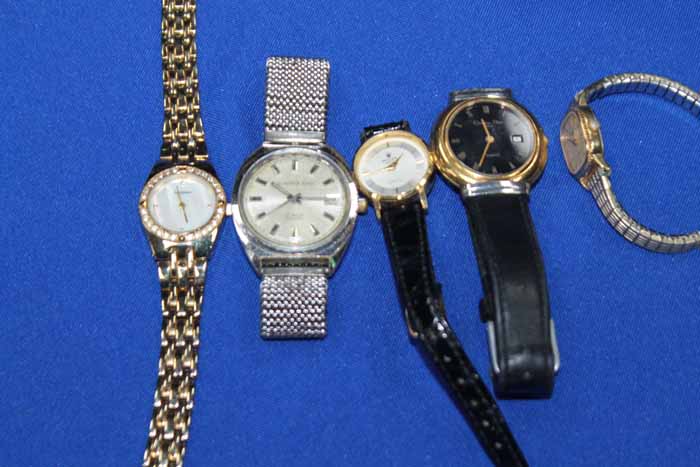 COLLECTION OF GENT'S AND LADY'S WATCHES
mechanical and quartz