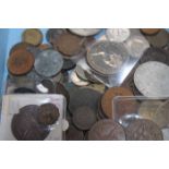 LOT OF BRITISH AND INTERNATIONAL COINAGE
