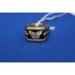 GENTLEMAN'S 14CT AND SILVER GILT AMERICAN COLLEGE RING