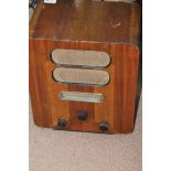 VINTAGE RADIO
40cm high