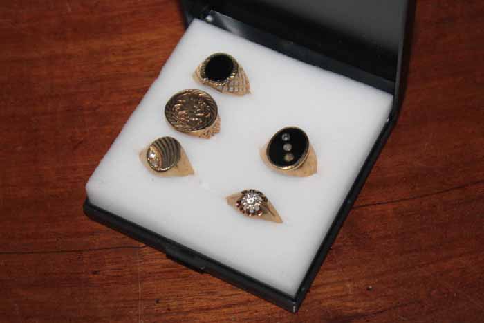 FIVE GOLD DRESS RINGS