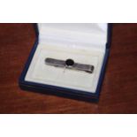 ONYX MOUNTED SILVER TIE CLIP