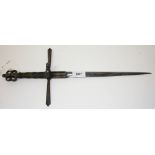 A CONTINENTAL LEFT HANDED DAGGER WITH DO