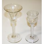 AN 18TH CENTURY WINE OR CORDIAL GLASS,