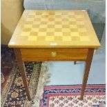 A MODERN MAHOGANY CHESS OR GAMES TABLE, 
with parquetry inlaid top,