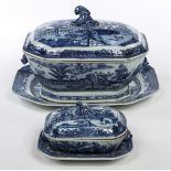 A NANKING CHINESE PORCELAIN SOUP TUREEN AND COVER,