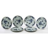 A SET OF SIX LATE 18TH CENTURY CHINESE BLUE AND WHITE PORCELAIN PLATES,