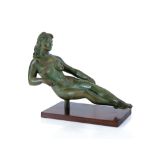 MESSINA FRANCESCO b. 1900 d. 1995 Flora, 1984 scultura in bronzo a patina verde cm. 32x41x16 con