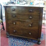 A VICTORIAN MAHOGANY CHEST OF DRAWERS