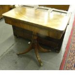 A MAHOGANY CARD TABLE ON QUADRUPLE SWEPT LEGS