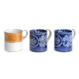 A PAIR OF BLUE PRINTED PEARLWARE COFFEE CANS,  C1810 with a sheet pattern, 6cm h and a Flight & Barr