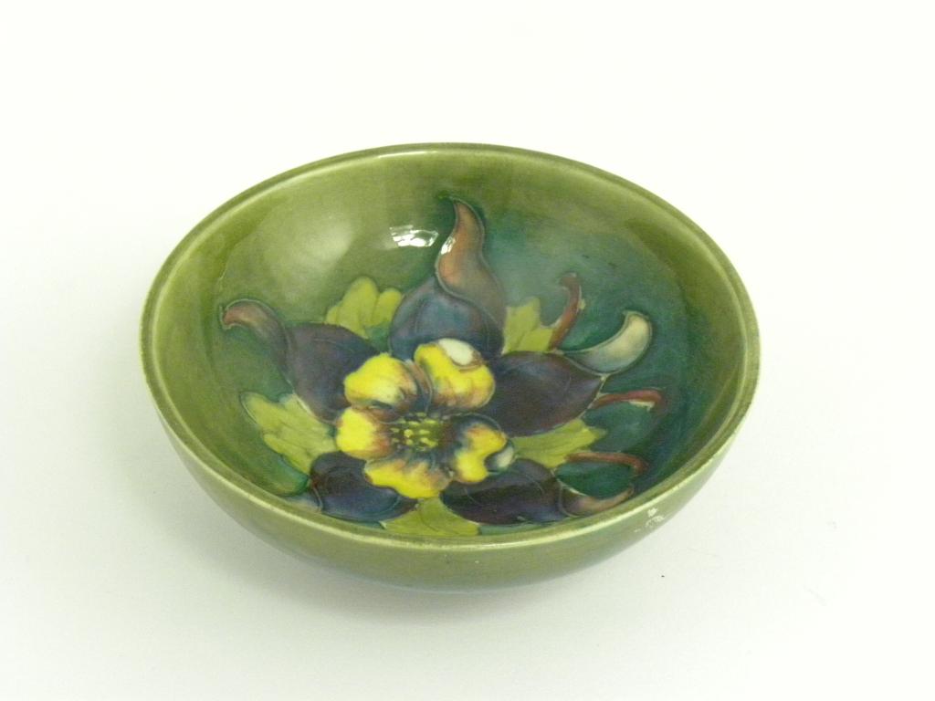 A MOORCROFT COLUMBINE BOWL