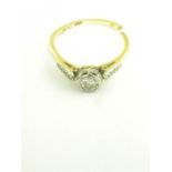 A DIAMOND SOLITAIRE RING IN GOLD, MARKED 18CT PLAT, 2.3G
