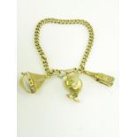 A GOLD CHARM BRACELET, 21G