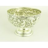 AN EDWARD VII SILVER ROSE BOWL, CHESTER 1901, 12OZS