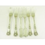 A SET OF FOUR GEORGE IV SILVER TABLE FORKS, QUEEN'S PATTERN, LONDON 1828 AND A PAIR OF WILLIAM IV