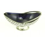 A GEORGE III SILVER OVAL SUGAR BASKET, BLUE GLASS LINER, LONDON 1792, 3OZS