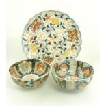 TWO JAPANESE IMARI BOWLS AND A DISH, LATE 19TH/EARLY 20TH CENTURY